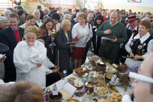 Biesiada nad Morawskim Łęgiem - Prezentacja tradycyjnych potraw wiejskich, zdj. Jacek Dubiel